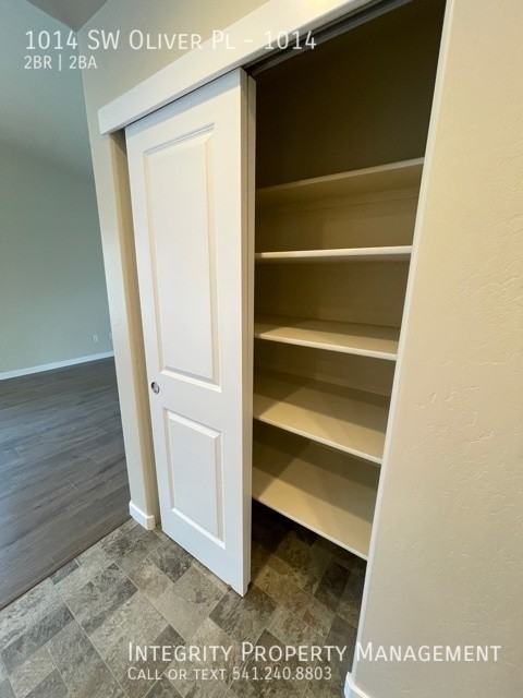 1014 Sw Oliver Pl #1014 - Photo 5 of 20