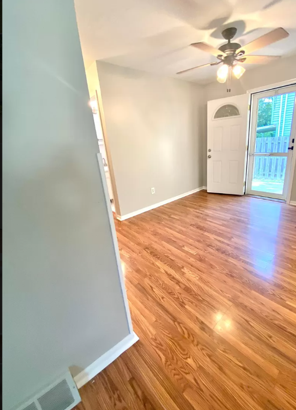 6528 Rosebelle Ave - Photo 4 of 20