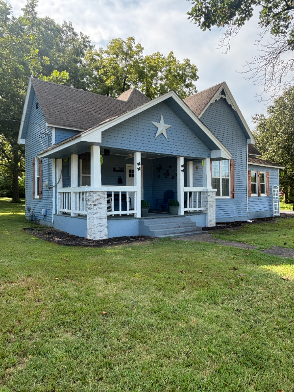 318 S Woodland Heights Dr - Photo 2 of 20