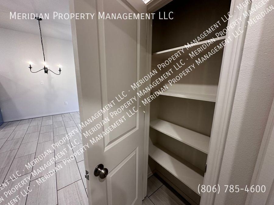 5827 Urbana Pl - Photo 5 of 25