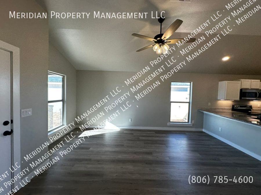 1706 132nd St - Photo 2 of 15