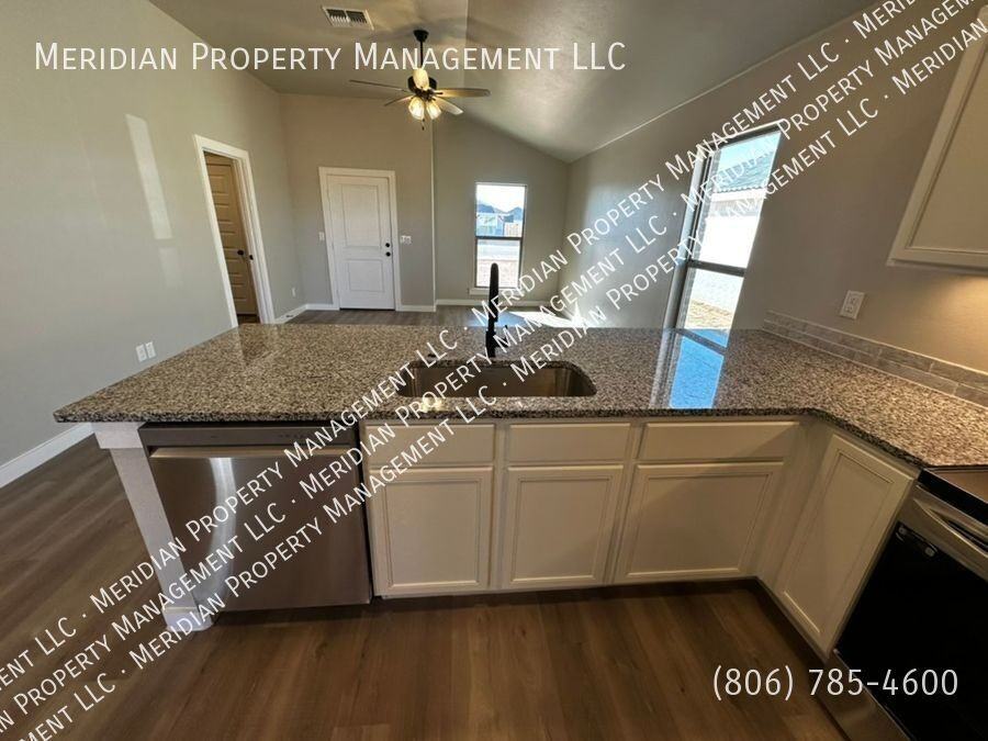 1706 132nd St - Photo 4 of 15