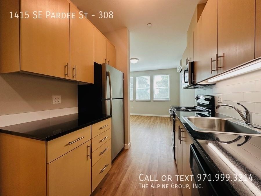 1415 Se Pardee St #308 - Photo 5 of 26