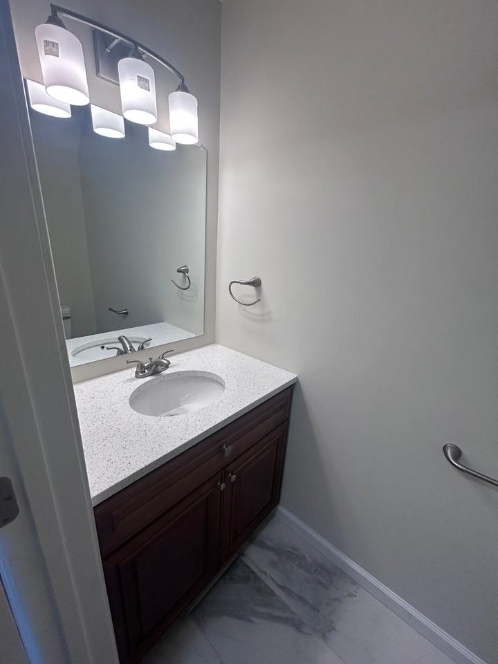 5644 Darby Close - Photo 2 of 5