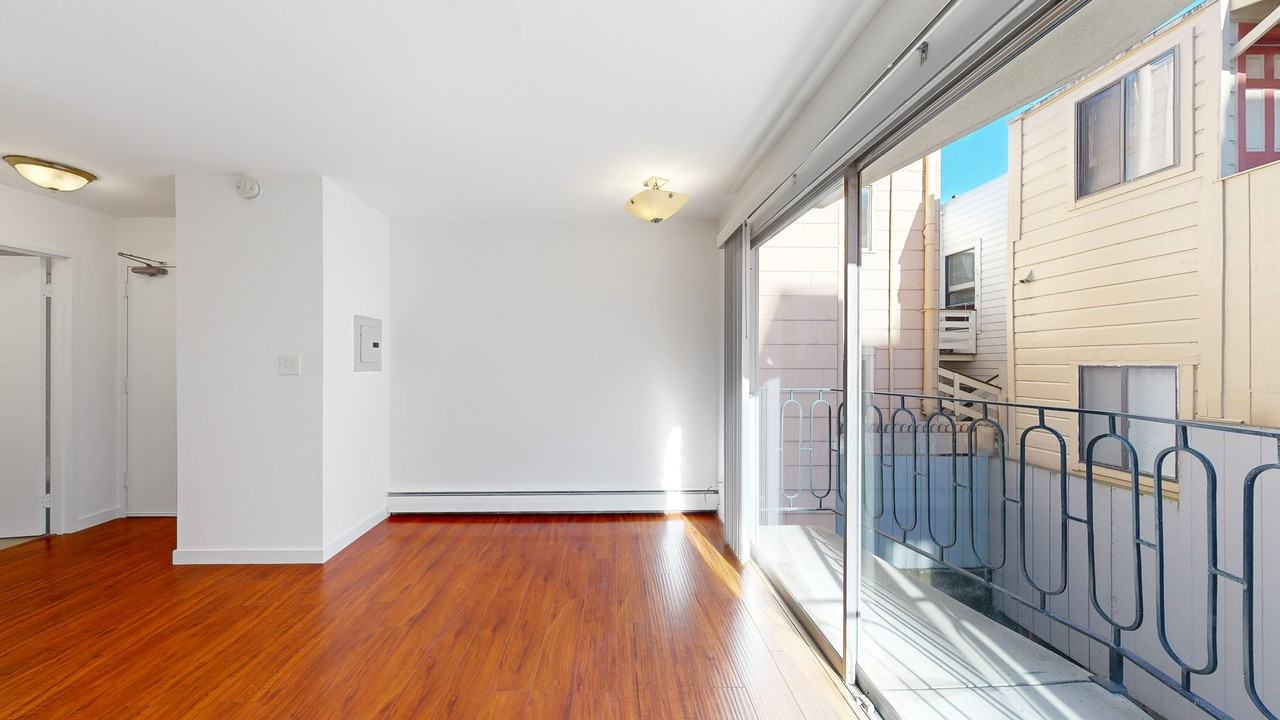 753 Green St #1E - Photo 6 of 10