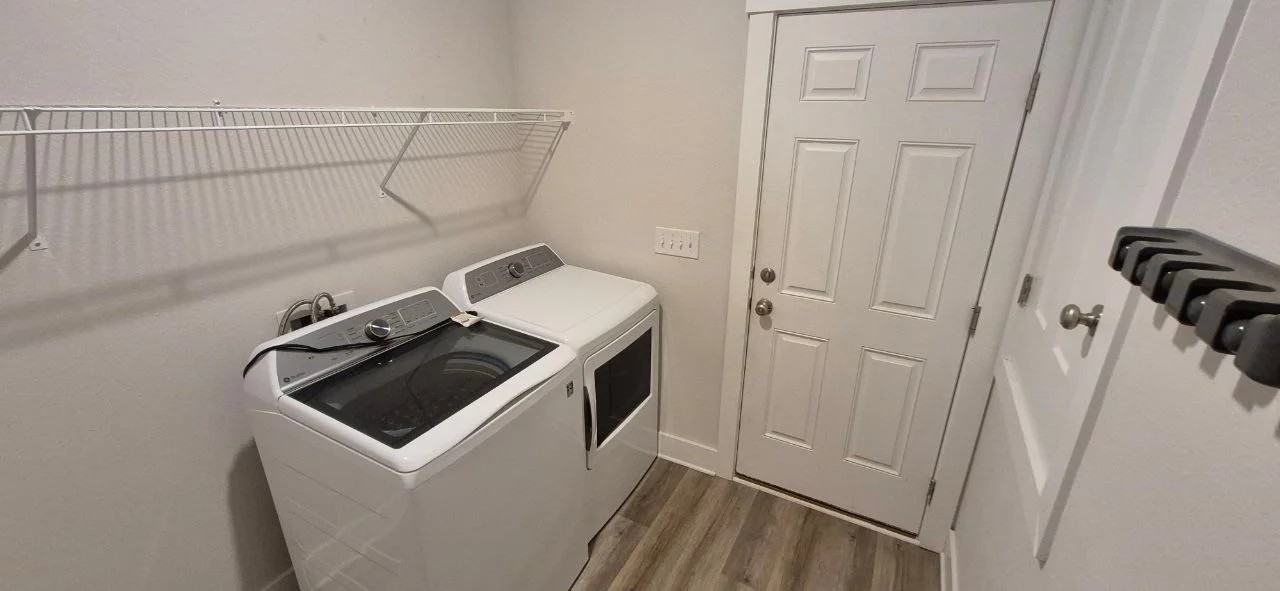 6298 Fores Bay Ave - Photo 3 of 13