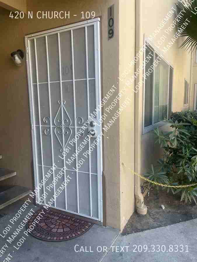 420 N Church St #109 - Photo 2 of 17