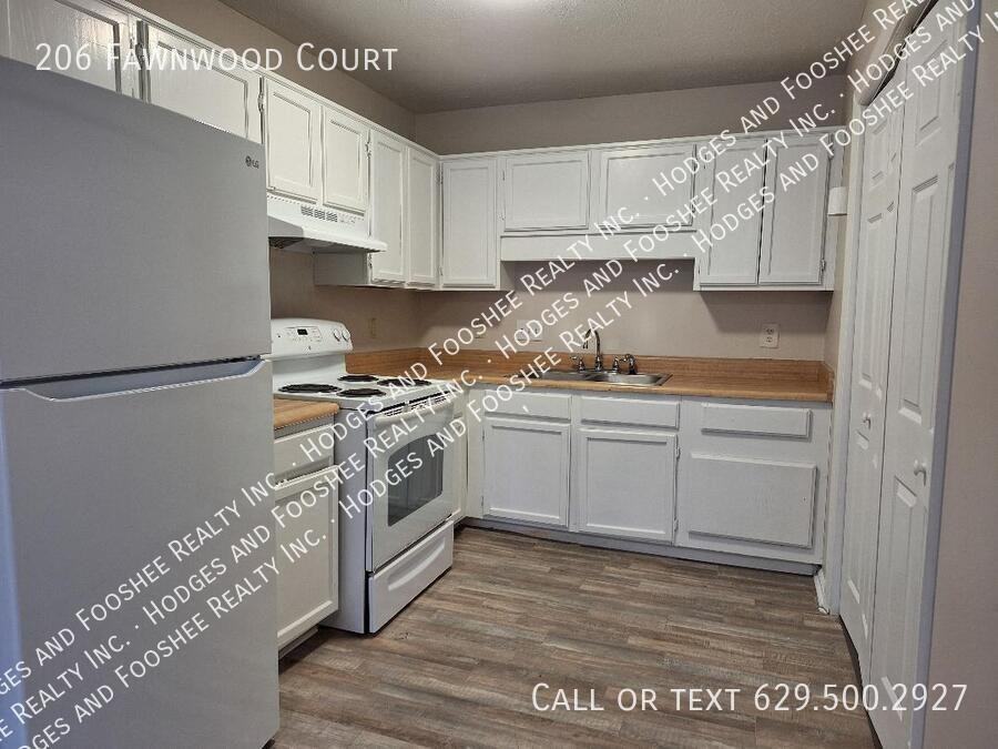 206 Fawnwood Ct - Photo 5 of 11