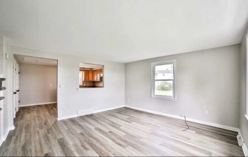 6646 Errick Rd #6646 - Photo 3 of 12