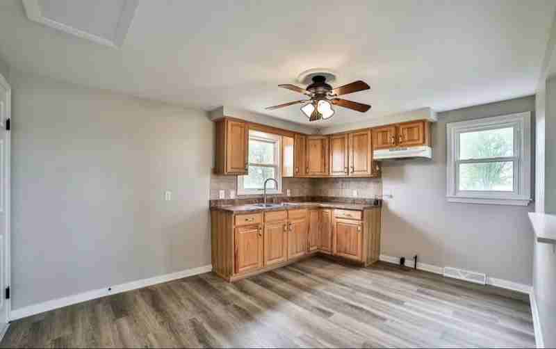 6646 Errick Rd #6646 - Photo 5 of 12