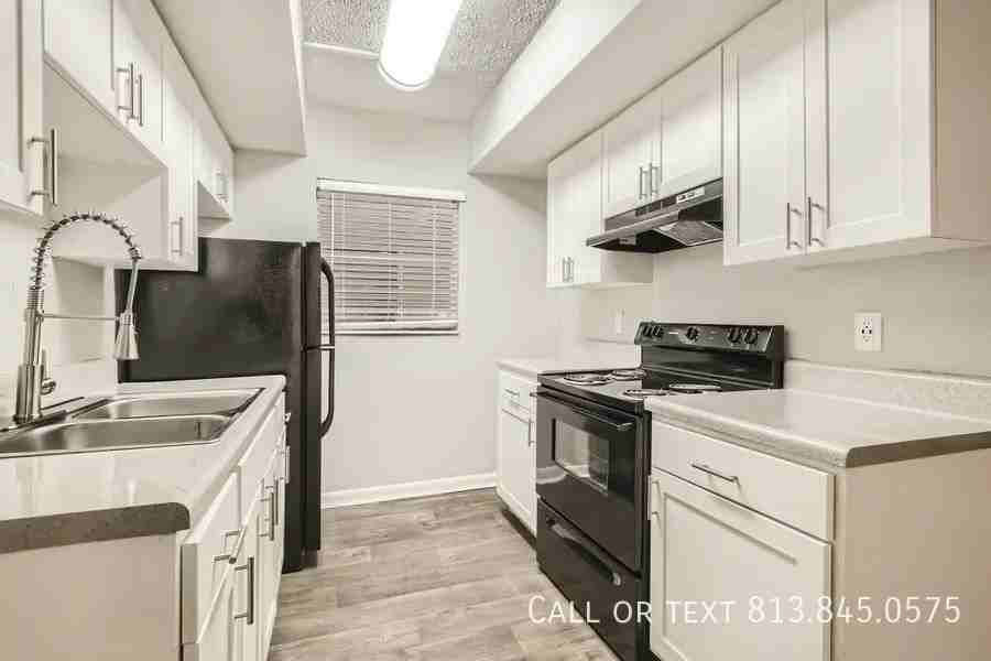 1600 Lansdowne Dr #208 - Photo 2 of 2