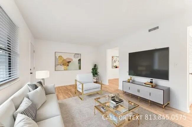 Whispering Winds - Photo 5 of 6