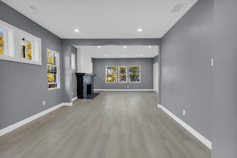 3823 Clairmount St - Photo 4 of 12