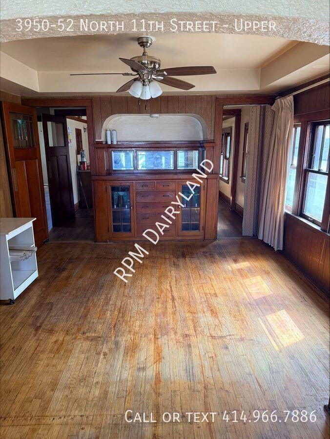 3950 N 11th St - Photo 2 of 11