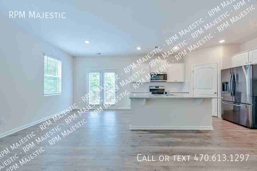 853 Bentley Dr - Photo 7 of 18