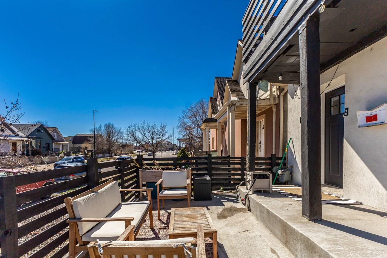 3455 N Downing St - Photo 4 of 20