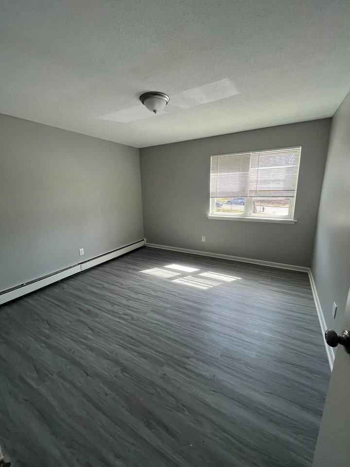 116 Sherbooke Ave #116A2 - Photo 4 of 6