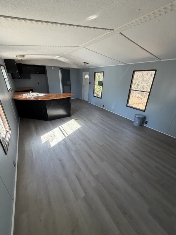 2528 Pinnacle Dr - Photo 3 of 12