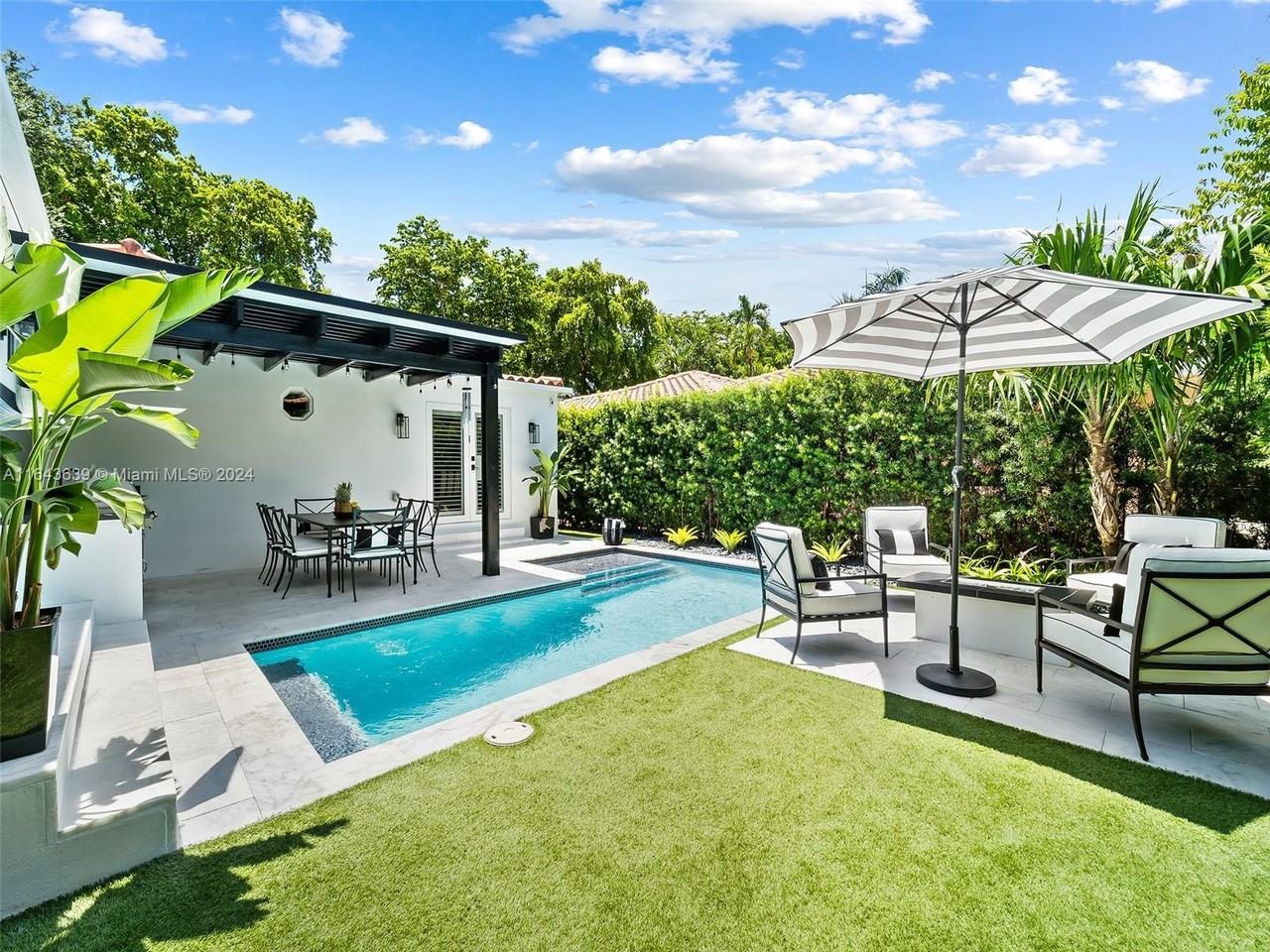 1503 Columbus Blvd - Photo 3 of 19