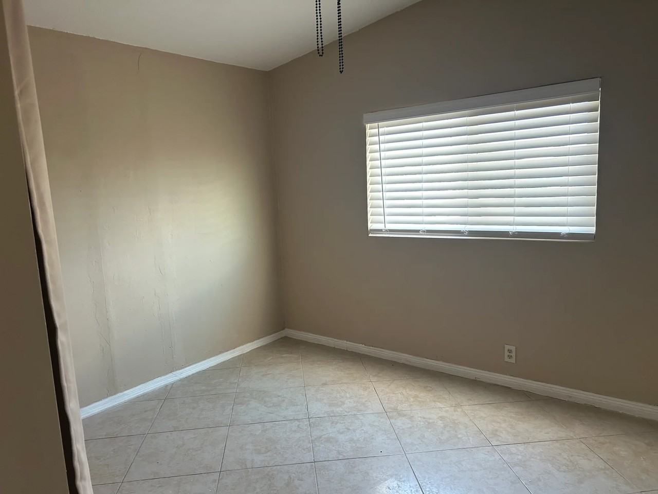 6627 S 22nd Pl #2 - Photo 3 of 8