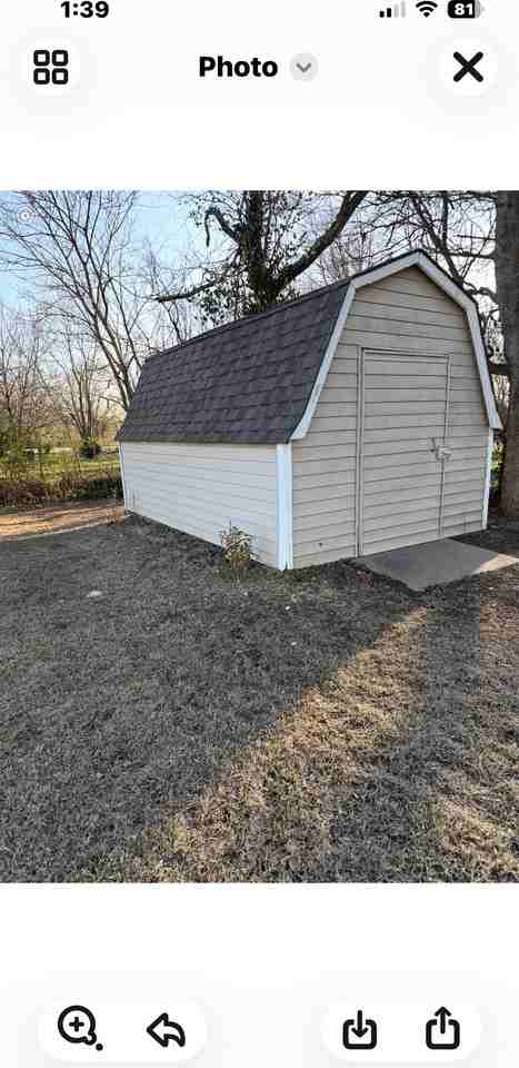 306 W 2nd St - Photo 3 of 11