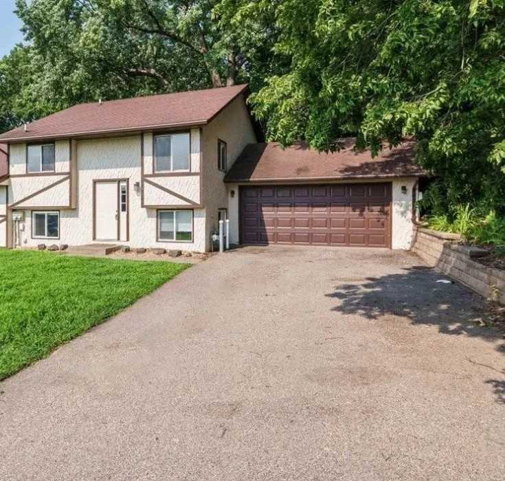 5410 W Old Shakopee Cir - Photo 2 of 10