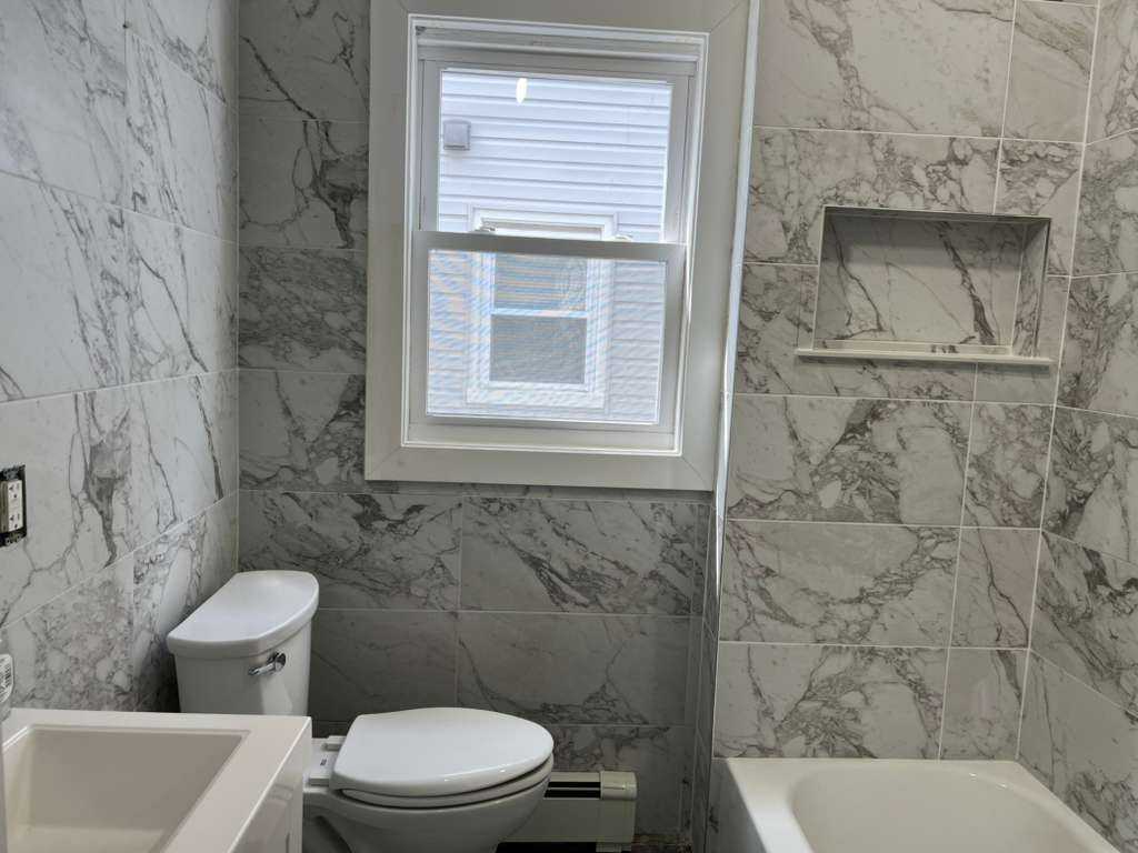 30 E Henry St #1 - Photo 7 of 8