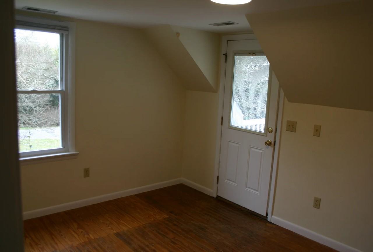 7268 Joseph Lewis Rd #1 - Photo 6 of 15