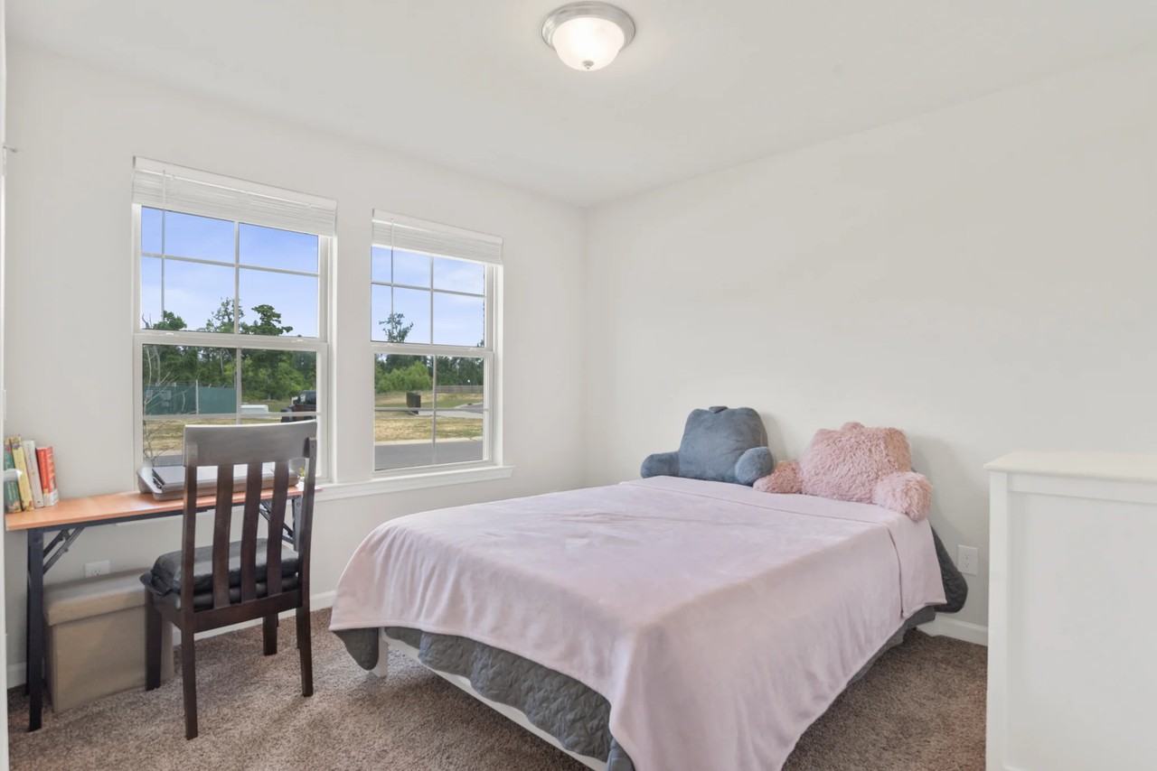 772 Gold Finch Way - Photo 3 of 13