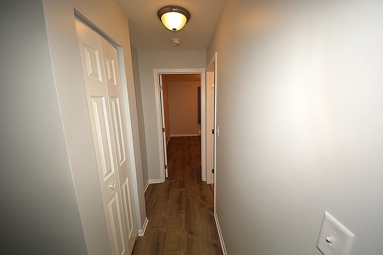 8624 Shagbark Ct #1E - Photo 6 of 10