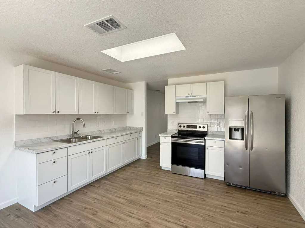 8206 Grimchester - Photo 3 of 18