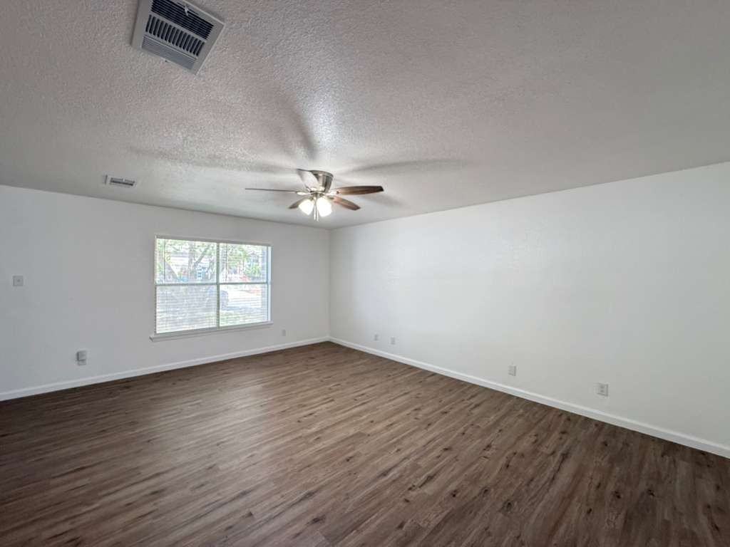 8206 Grimchester - Photo 6 of 18