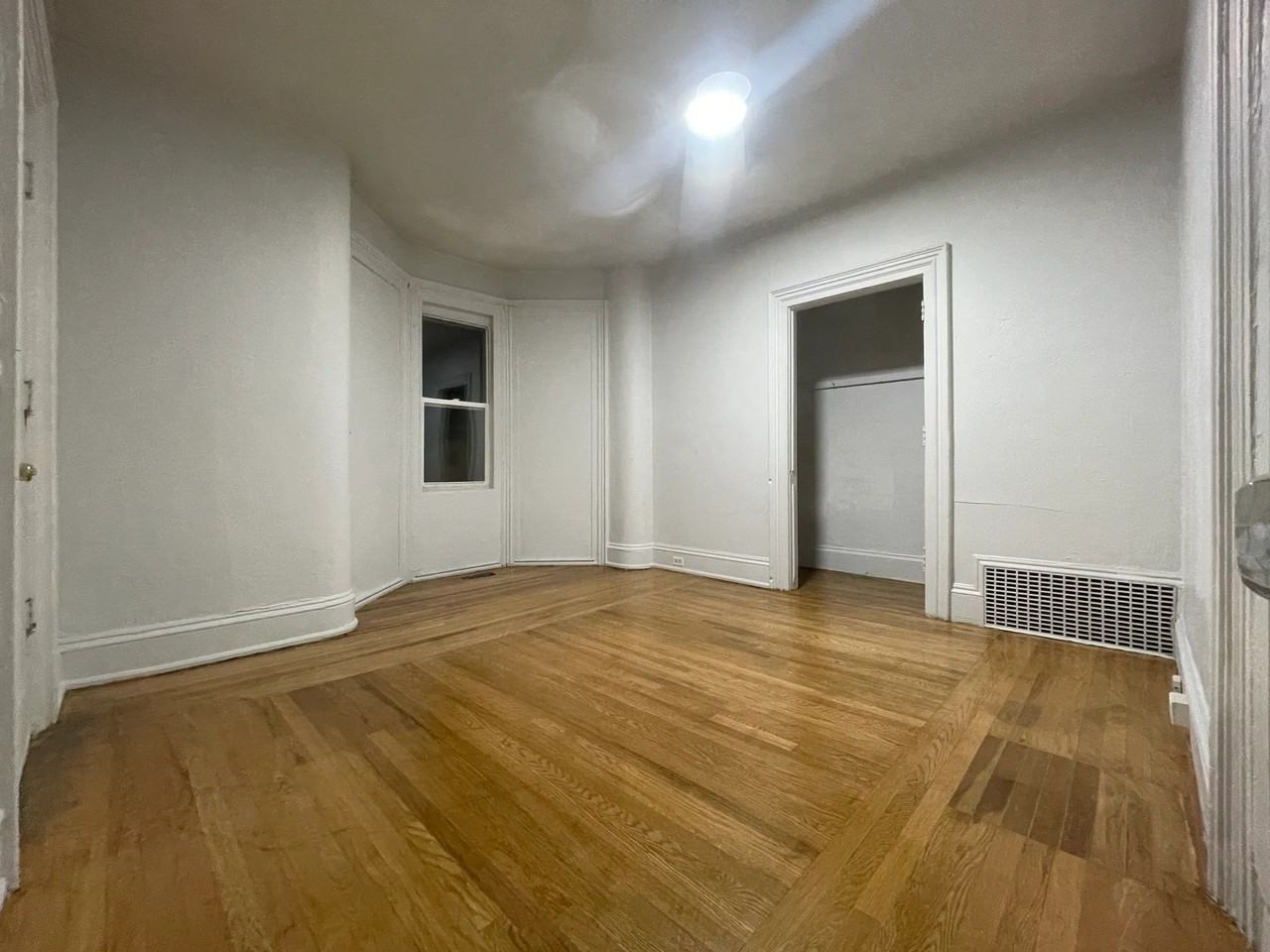 713 1st St #1 - Photo 5 of 7