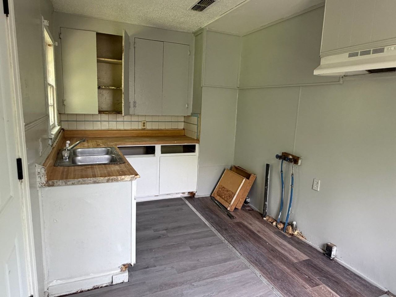 2810 Morningside Dr - Photo 6 of 8