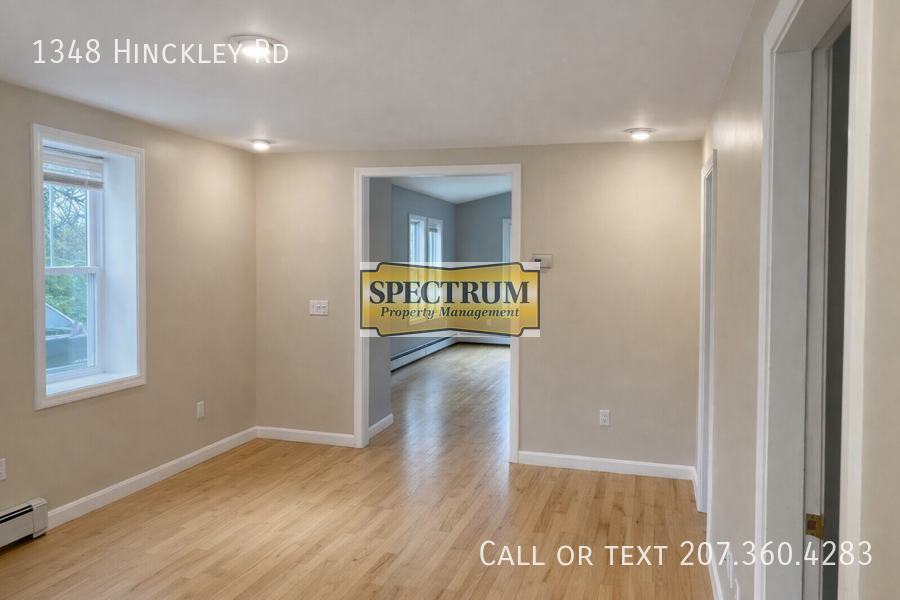 1348 Hinckley Rd - Photo 4 of 9