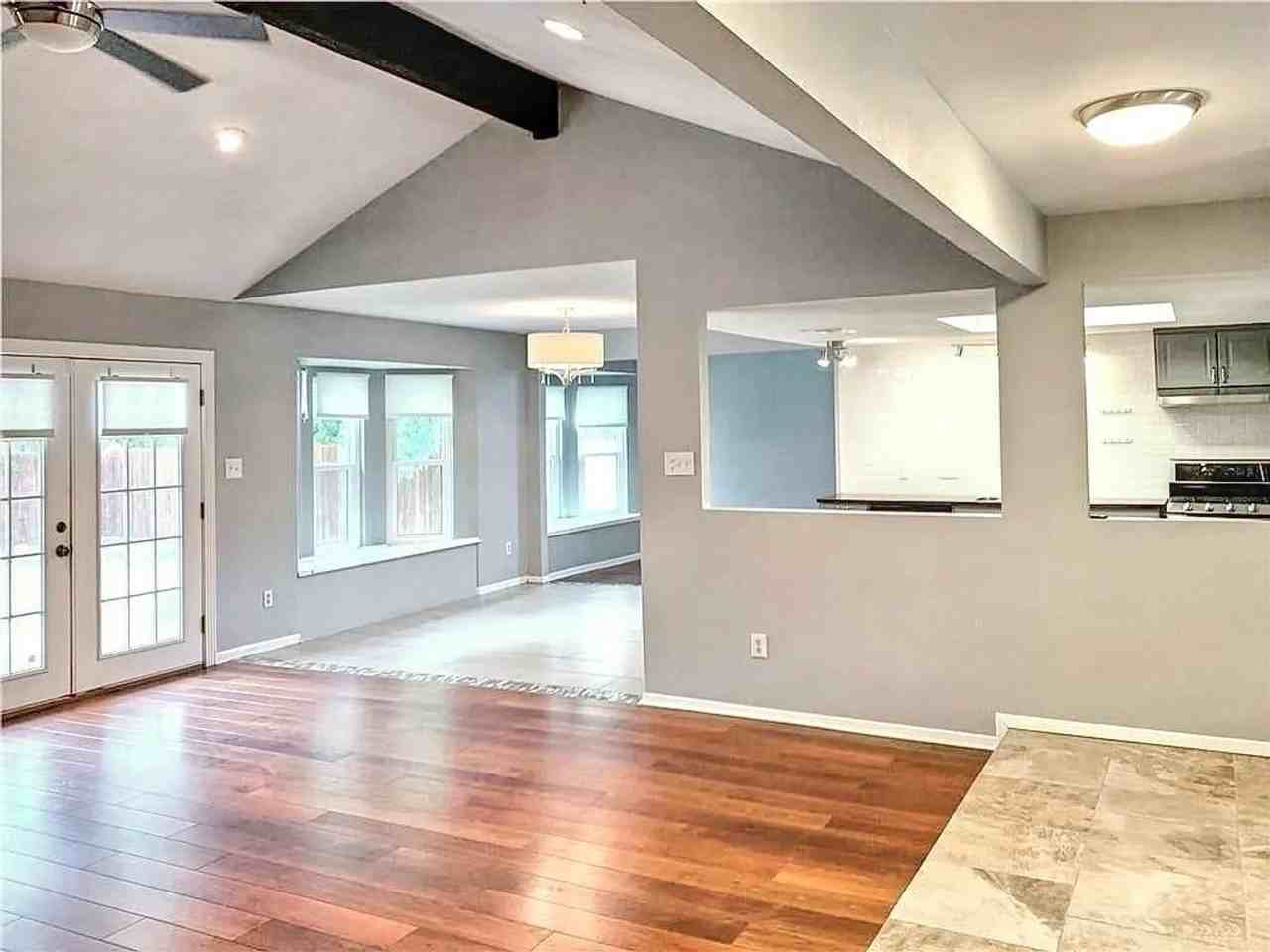 12903 Powderhorn St - Photo 3 of 7