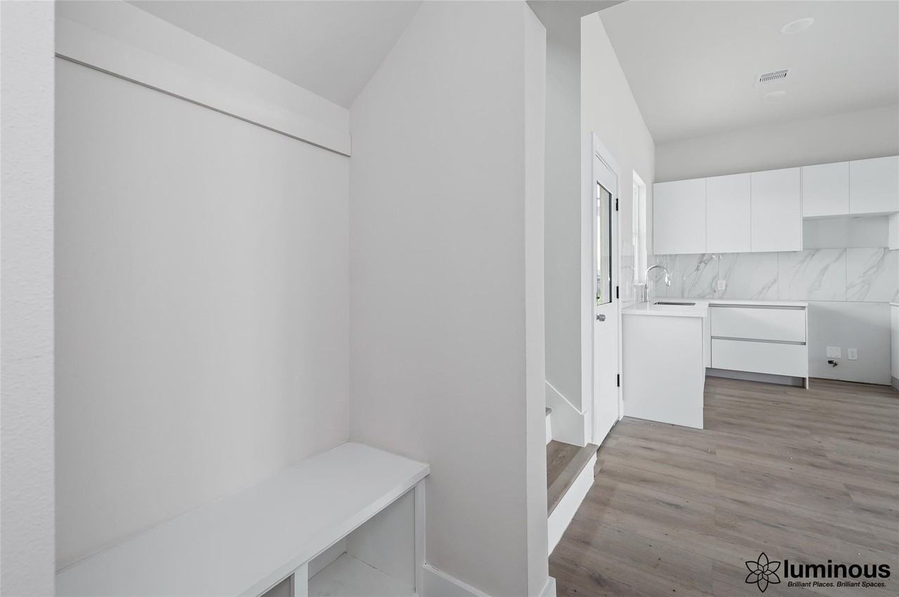 6702 Metro Blvd #1 - Photo 4 of 16