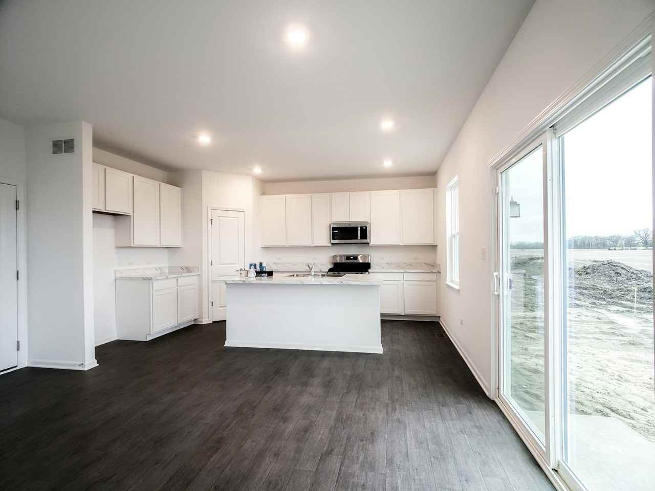 11490 Thomas Street - Photo 2 of 21