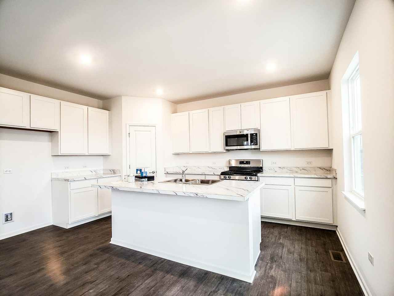 11490 Thomas Street - Photo 6 of 21