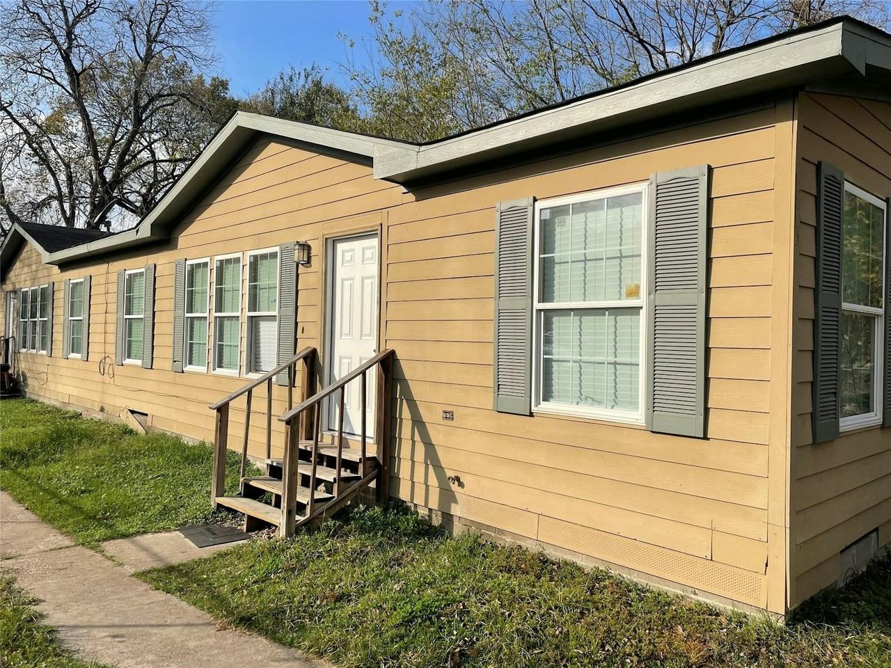 8715 Knox Street, Unit A - Photo 2 of 7