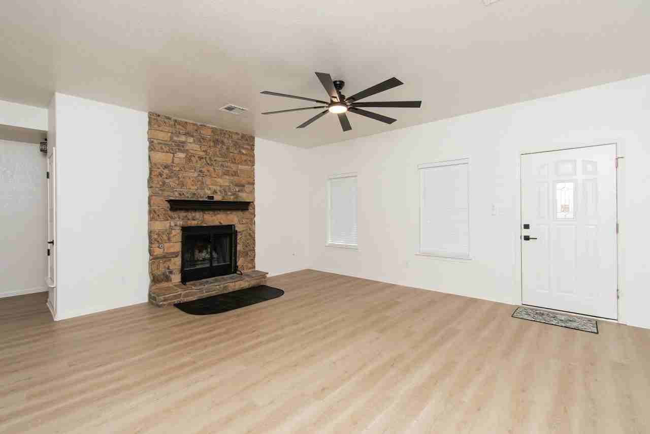 2 Willow Court - Photo 7 of 19