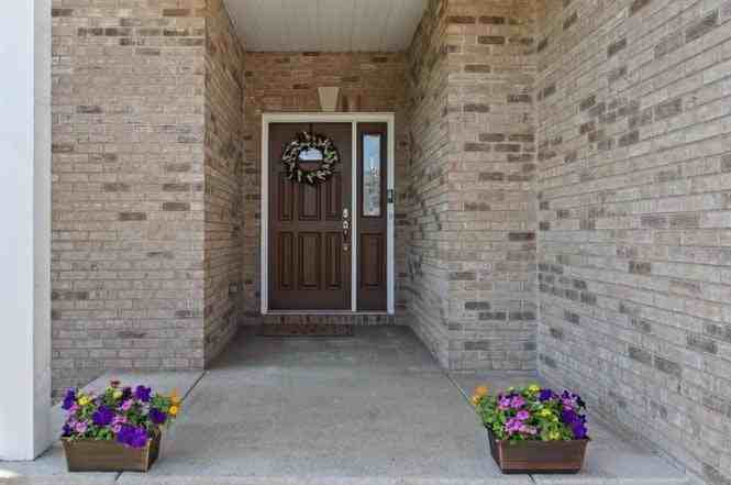 7268 Tremont Trail - Photo 3 of 26