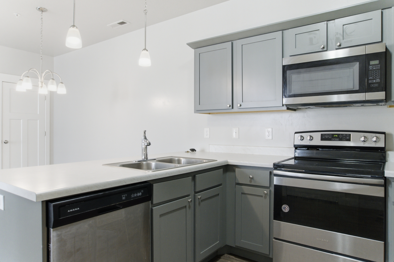 1836 West Terra Vista Lane - Photo 7 of 18