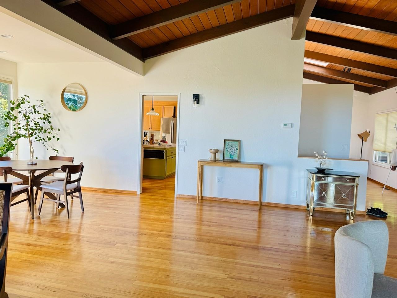 760 La Mesa Drive - Photo 7 of 21