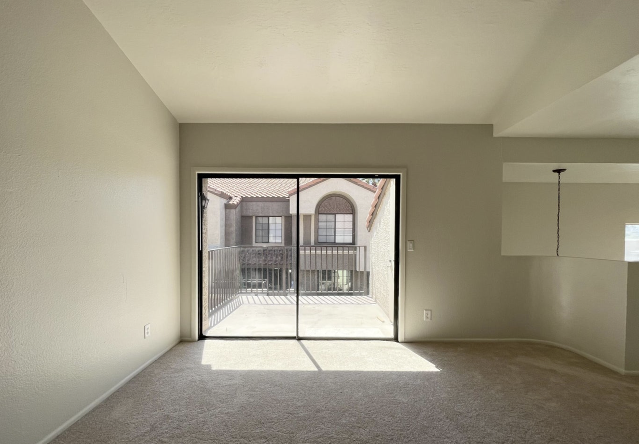 1905 East University Drive - 1Unit B-208 #1 - Photo 7 of 31