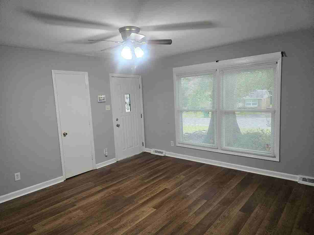 841 Carrington Dr #1 - Photo 4 of 19