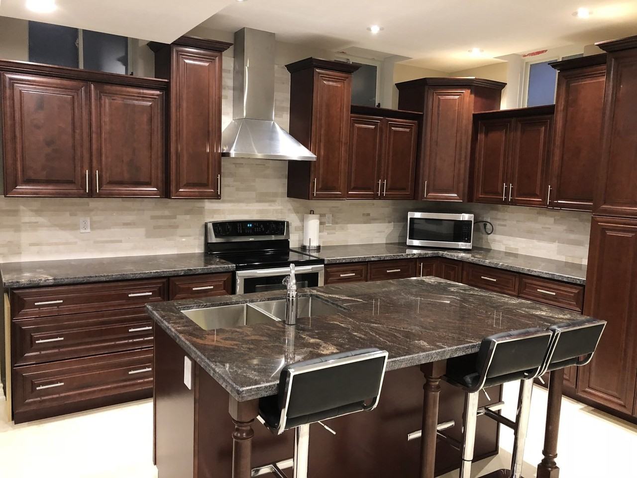 24 Gallant Pl - Photo 6 of 10