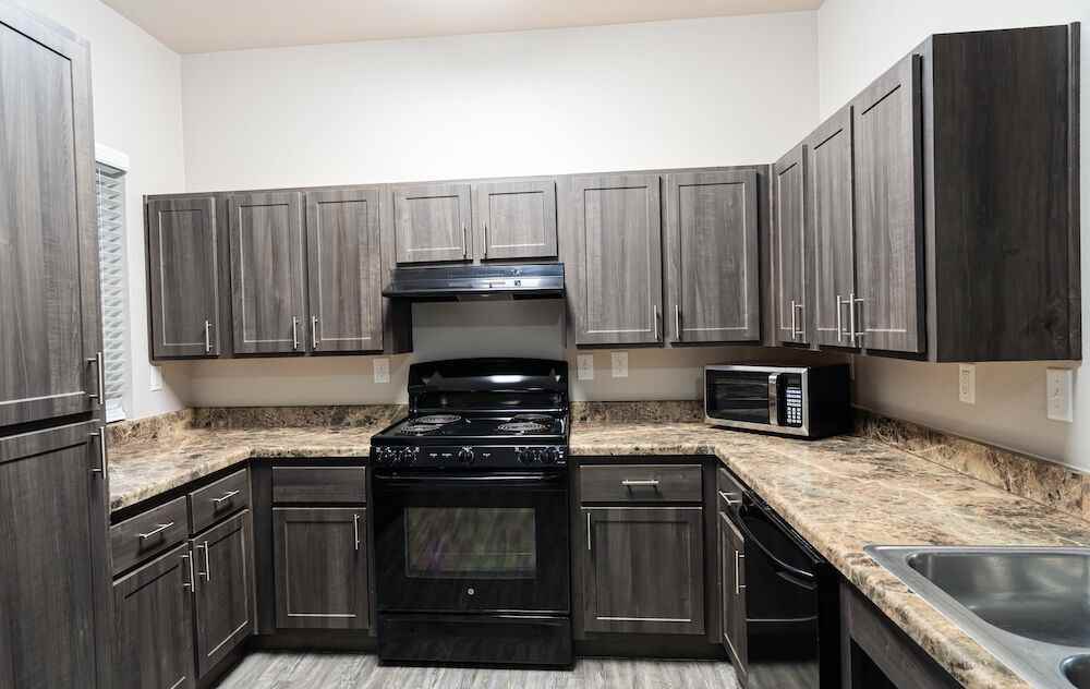 Sunset Lodge - Photo 5 of 49