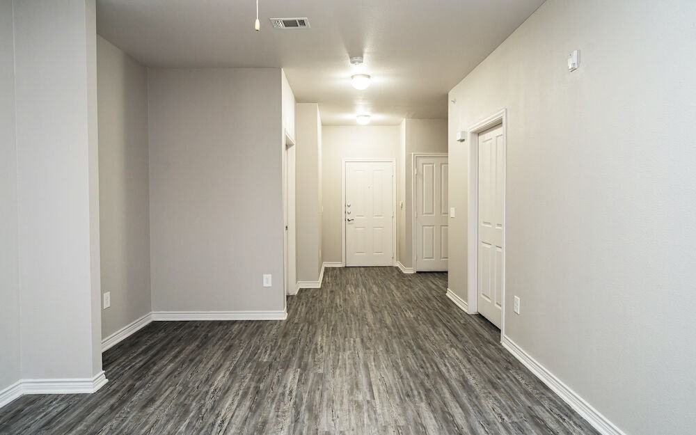 Sunset Lodge - Photo 6 of 49