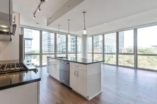 88 V St Sw #511 - Photo 1 of 1